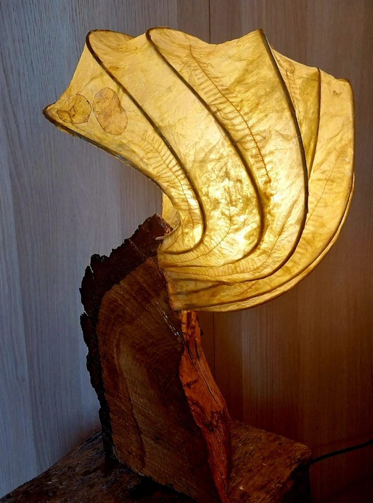 THE TREE TRUNK 65x35